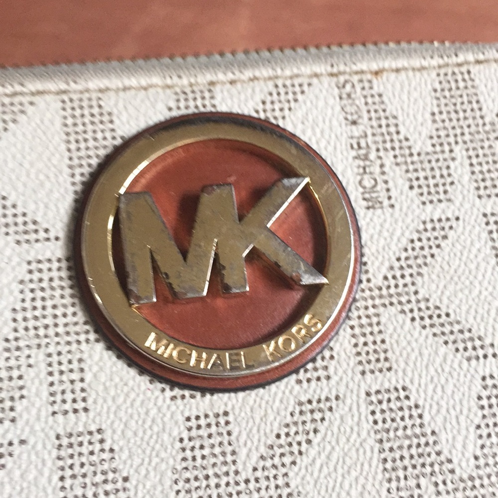 MICHAEL KORS - Picture 3 of 11